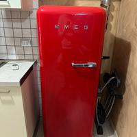 Frigorifero Rosso