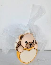 Thun - Formella Teddy con cuore in ceramica