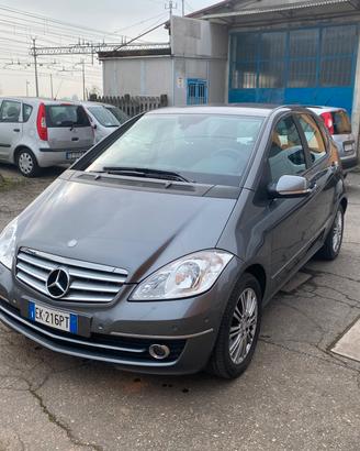 Mercedes classe a 180 2.0 Avantgarde 76000 KM