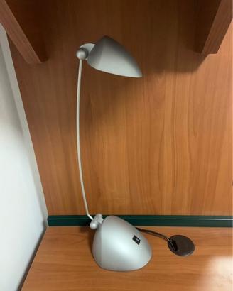 N. 27 Lampade da scrivania orientabile con base