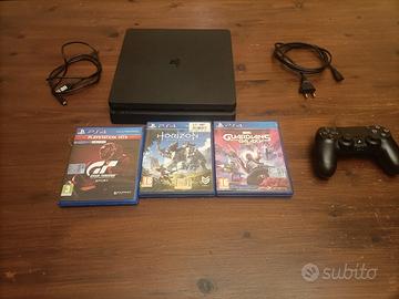Play station 4 