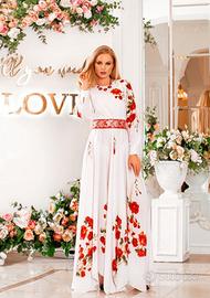 Abito da sposa con fiori rossi