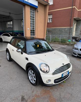 Mini Cooper D Coupe 2.0 SD Coupé