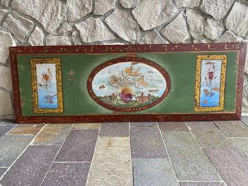 Pannello antico decorato
