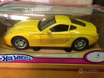 1/18 nuovo FERRARI 599