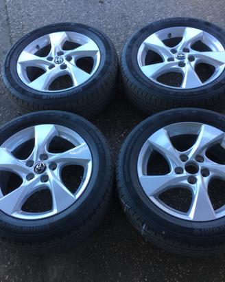 Cerchi e gomme toyota chr