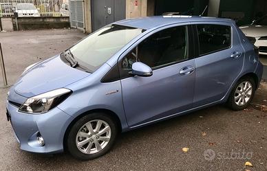 Toyota Yaris 1.5 Hybrid 5 porte Lounge
