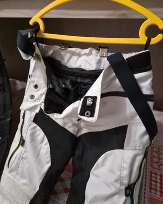 Abbigliamento moto