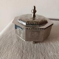 Cofanetto orientale*Medagliette Argento Vintage