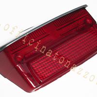 Fanale posteriore completo di guarnizione con tett