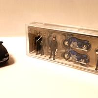 H0 5 carabinieri motociclisti e appiedati + auto