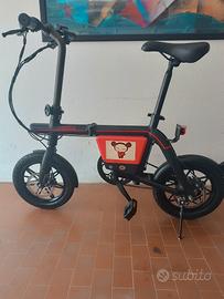 bicicletta elettrica pieghevole