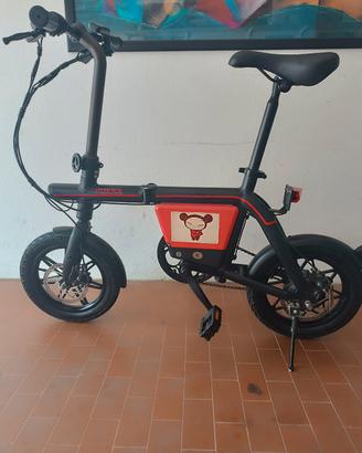bicicletta elettrica pieghevole