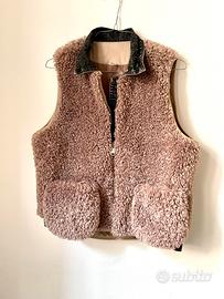 Gilet smanicato in morbido pile sherpa rosa antico