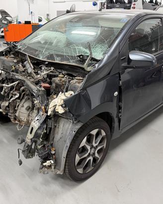 Toyota Aygo 1.0 VVT-i 72 CV 3 porte x-cool