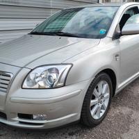 Toyota Avensis 2.0D4D 2004 km 171 clima uniprop