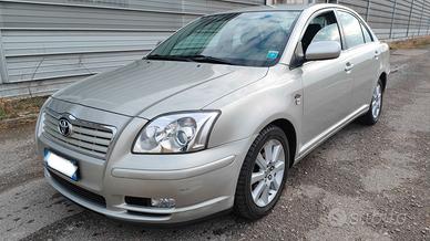 Toyota Avensis 2.0D4D 2004 km 171 clima uniprop