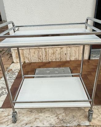Carrello per studio medico