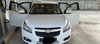 Chevrolet cruz LT 