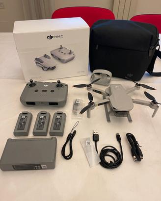 DJI mini 2 drone - Fly More Combo - come nuovo