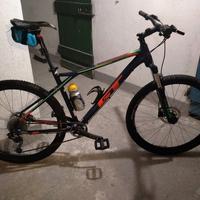MTB taglia L GT AVALANCHE