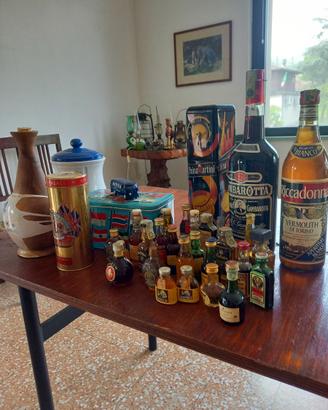 Mignon e bottiglie liquori vari