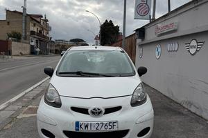 Toyota Aygo 1.0 12V VVT-i 5 porte Sol Connect