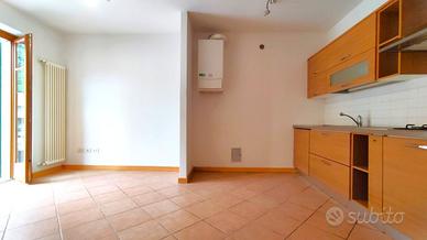 Padergnone - Bilocale con Garage e Posto Auto