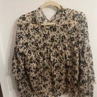 Camicetta elegante con balze a fiori