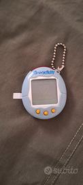 Tamagotchi originale del 2004 funzionante