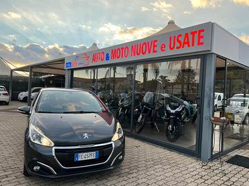 Peugeot 208 BlueHDi 75 5 porte Allure