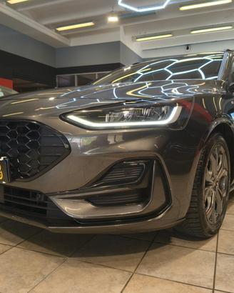 Ford Focus 1.5 EcoBlue 115 CV automatico SW ST-Lin