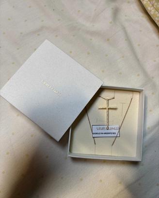 Collana a crocifisso