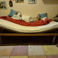 Letto reclinabile manualmente