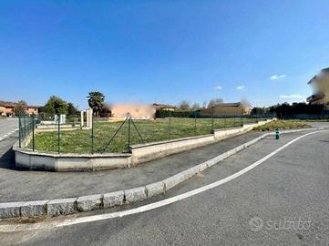 Terreno di 960 m² a Candelo