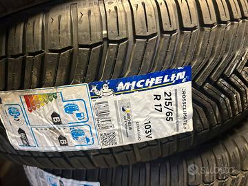 gomme 215/65 R17