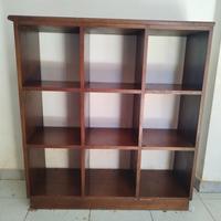 libreria fatta a mano 
