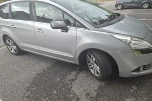 Peugeot 5008 1.6HDI Tecno  7 posti