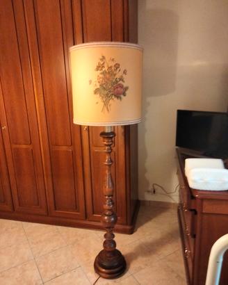Lampada da terra 