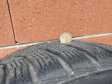 Cerchi e gomme termiche ford Kuga 225/60 R18