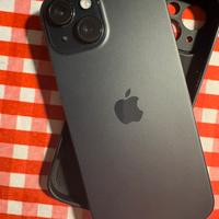 iPhone 15, 128 GB Nero