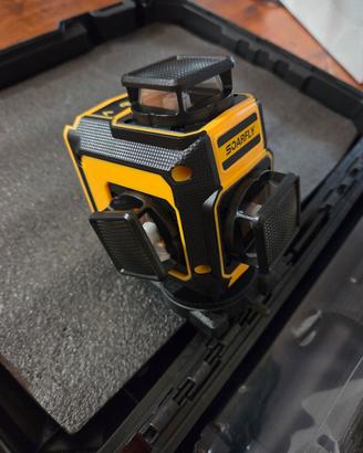 Livella laser 4D con valigetta 