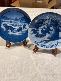 Coppia di piatti in porcellana danese