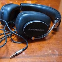 Cuffie Bowers & Wilkins P7 Wireless e con cavo.