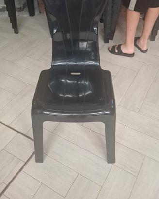 SEDIE IN PLASTICA MODELLO EMU DISPONIBILI N.35PZ.