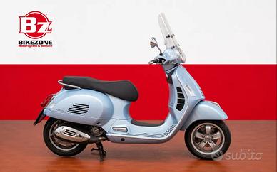 Piaggio Vespa 300 GTS