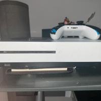 Xbox one in sconto con minecraft ultimate con pad