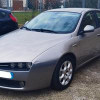 Alfa Romeo 159 1.9 JTDm 16V Exclusive