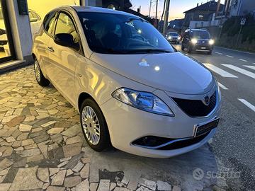 Lancia Ypsilon 1.3 MJT 16V 95 CV 5 porte S&S Silve