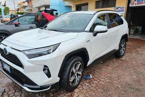 Auto Rav4 plug in 2023